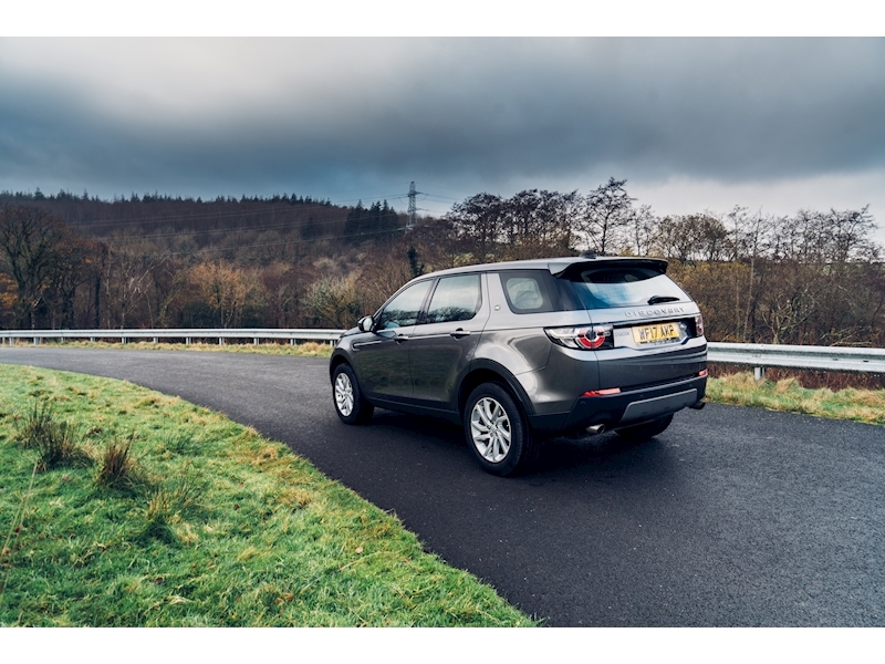 Land Rover 2.0 TD4 SE SUV 5dr Diesel Auto 4WD (s/s) (180 ps)