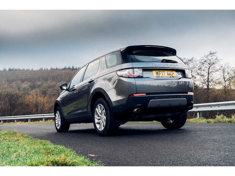 Land Rover 2.0 TD4 SE SUV 5dr Diesel Auto 4WD (s/s) (180 ps)