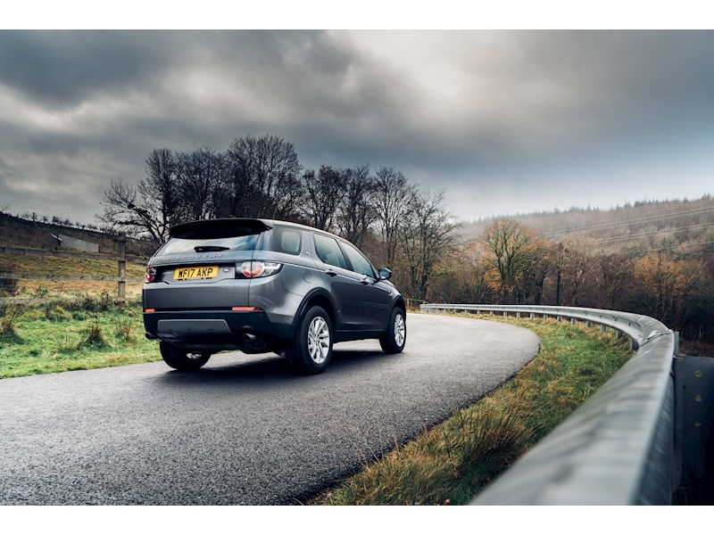 Land Rover 2.0 TD4 SE SUV 5dr Diesel Auto 4WD (s/s) (180 ps)