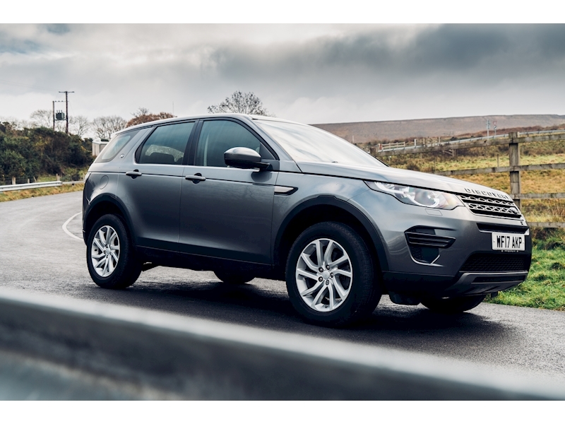 Land Rover 2.0 TD4 SE SUV 5dr Diesel Auto 4WD (s/s) (180 ps)