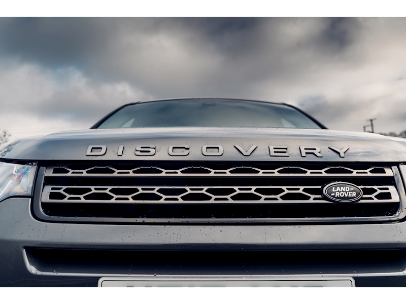 Land Rover 2.0 TD4 SE SUV 5dr Diesel Auto 4WD (s/s) (180 ps)