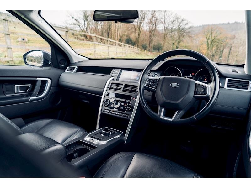 Land Rover 2.0 TD4 SE SUV 5dr Diesel Auto 4WD (s/s) (180 ps)