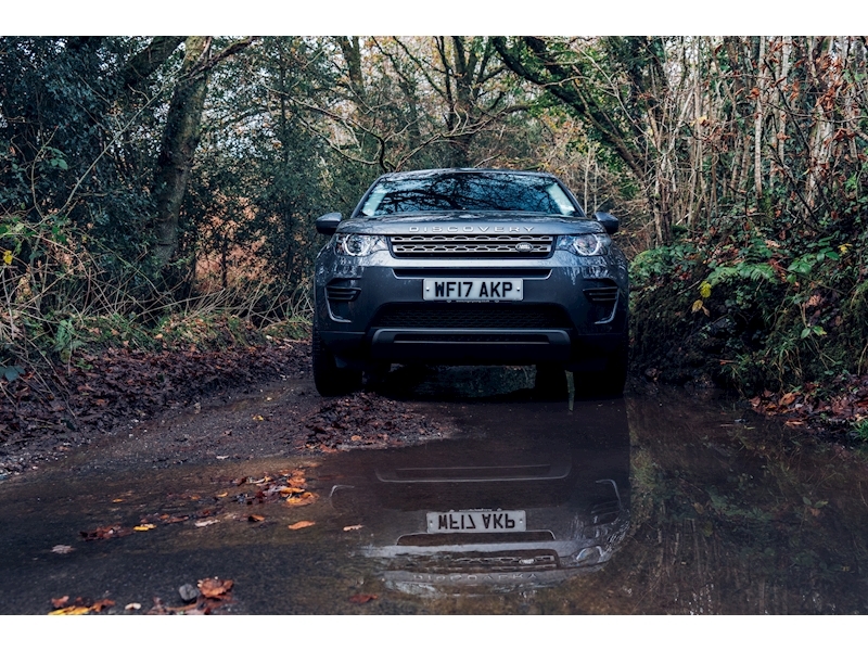 Land Rover 2.0 TD4 SE SUV 5dr Diesel Auto 4WD (s/s) (180 ps)