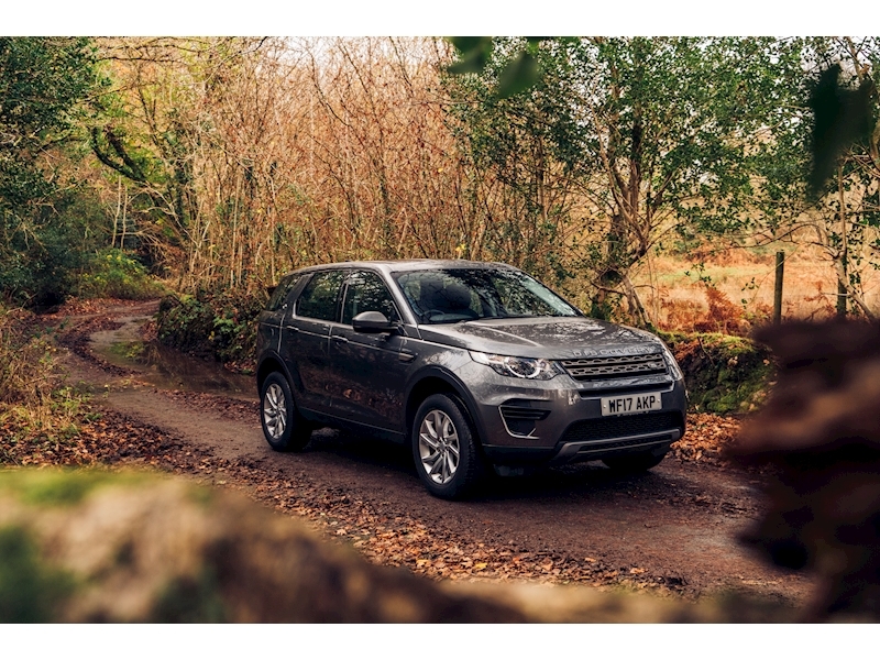 Land Rover 2.0 TD4 SE SUV 5dr Diesel Auto 4WD (s/s) (180 ps)