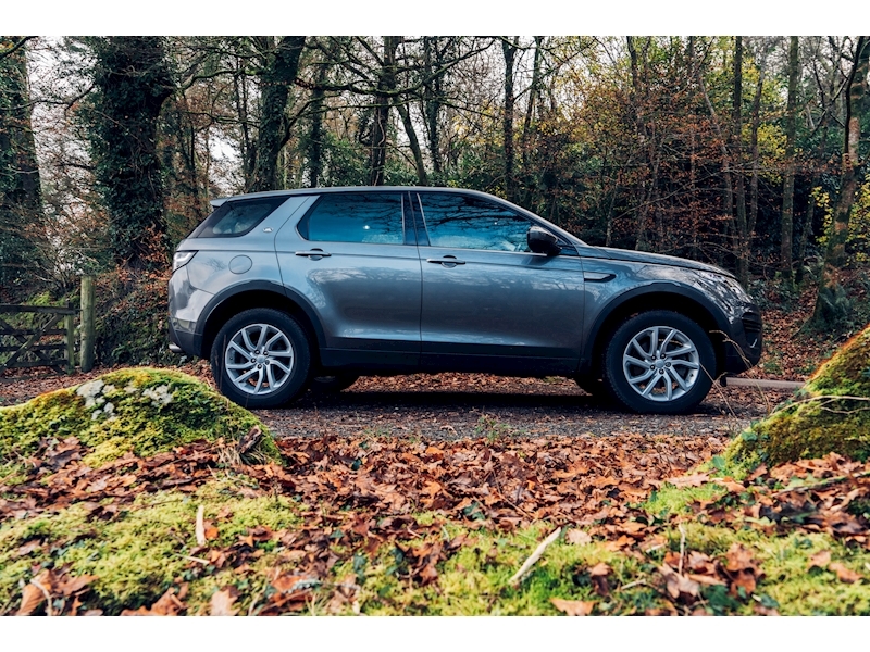 Land Rover 2.0 TD4 SE SUV 5dr Diesel Auto 4WD (s/s) (180 ps)