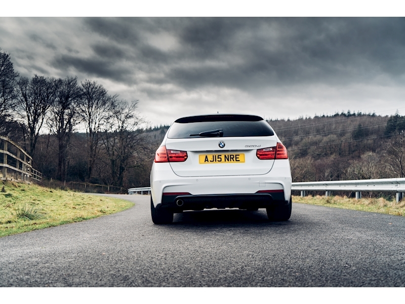 BMW 2.0 320d M Sport Touring 5dr Diesel Automatic (s/s) (127 g/km, 184 bhp)