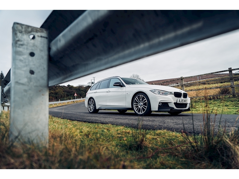 BMW 2.0 320d M Sport Touring 5dr Diesel Automatic (s/s) (127 g/km, 184 bhp)