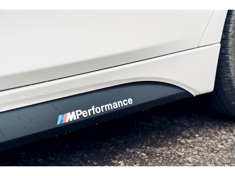 BMW 2.0 320d M Sport Touring 5dr Diesel Automatic (s/s) (127 g/km, 184 bhp)