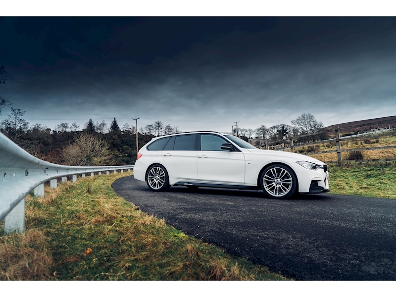 BMW 2.0 320d M Sport Touring 5dr Diesel Automatic (s/s) (127 g/km, 184 bhp)