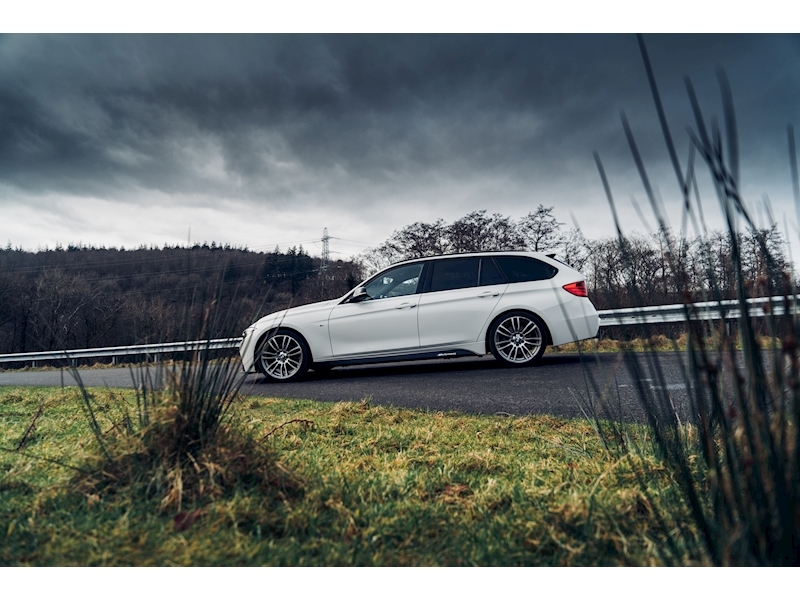 BMW 2.0 320d M Sport Touring 5dr Diesel Automatic (s/s) (127 g/km, 184 bhp)