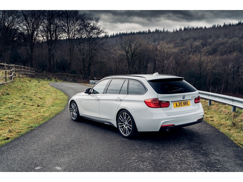 BMW 2.0 320d M Sport Touring 5dr Diesel Automatic (s/s) (127 g/km, 184 bhp)
