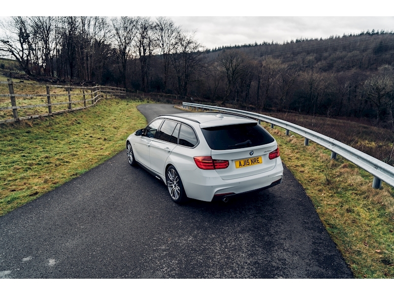 BMW 2.0 320d M Sport Touring 5dr Diesel Automatic (s/s) (127 g/km, 184 bhp)