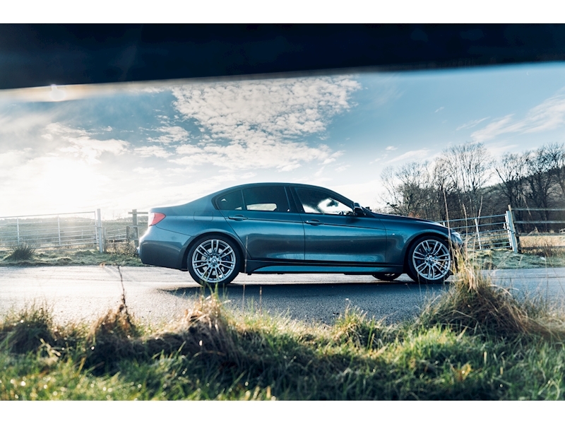 BMW 3.0 330d M Sport Saloon 4dr Diesel Sport Auto (s/s) (129 g/km, 258 bhp)