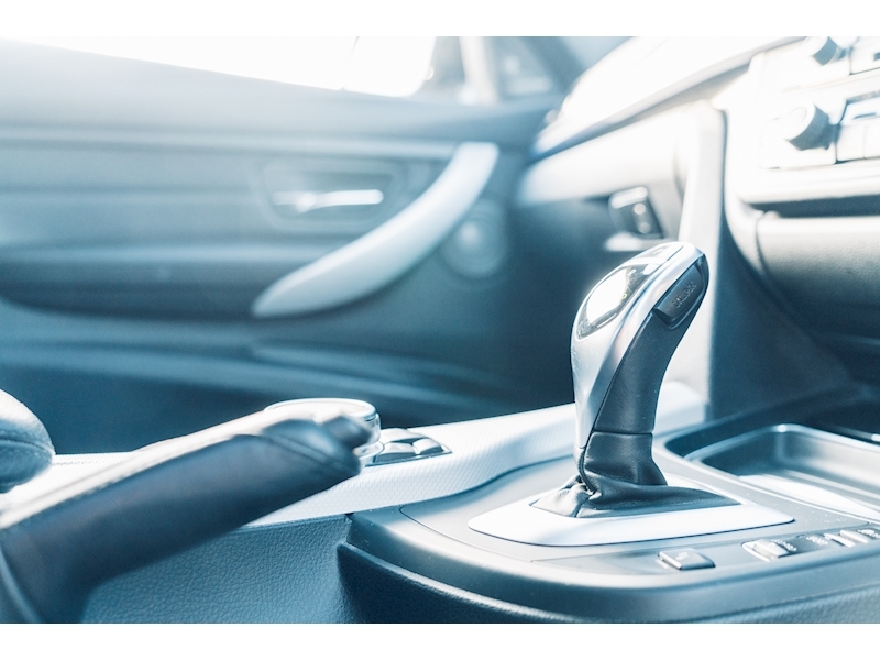 BMW 3.0 330d M Sport Saloon 4dr Diesel Sport Auto (s/s) (129 g/km, 258 bhp)