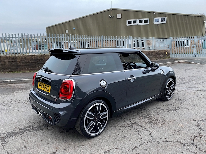 MINI 2.0 Cooper SD Hatchback 3dr Diesel (s/s) (170 ps)
