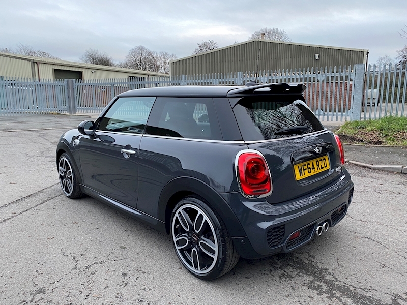 MINI 2.0 Cooper SD Hatchback 3dr Diesel (s/s) (170 ps)