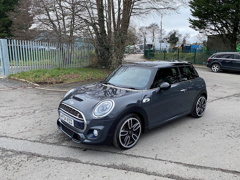 MINI 2.0 Cooper SD Hatchback 3dr Diesel (s/s) (170 ps)