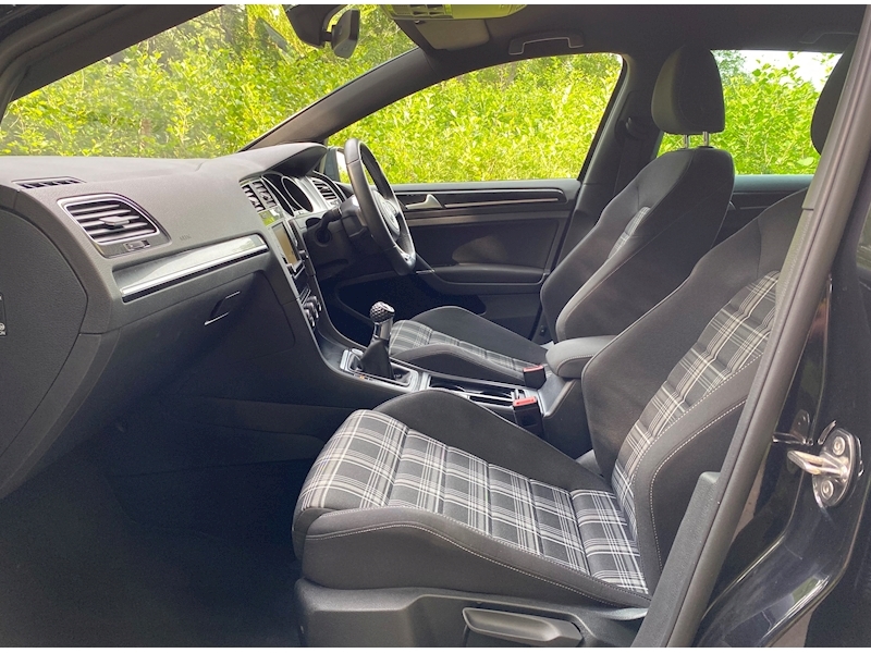 Volkswagen Golf Gtd 2.0 5dr Hatchback Manual Diesel