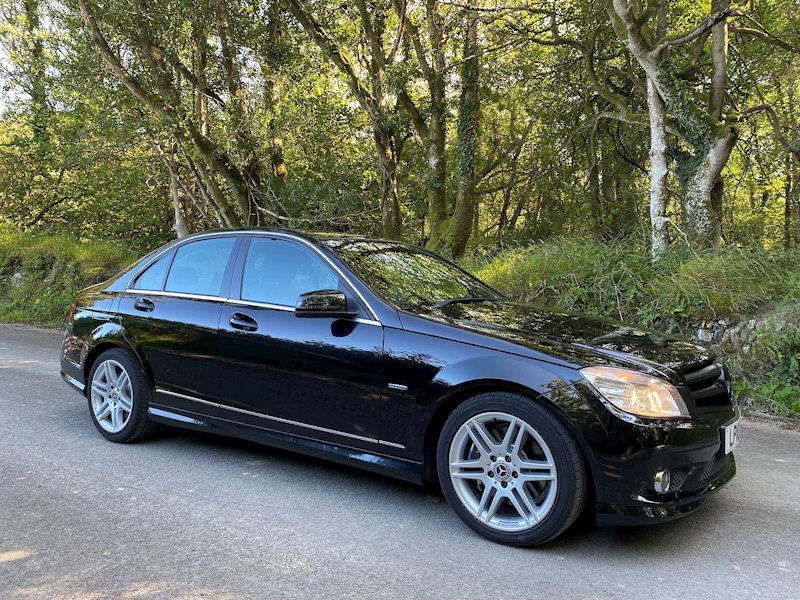 Mercedes-Benz 3.0 C350 CDI BlueEFFICIENCY Sport Saloon 4dr Diesel Automatic (174 g/km, 231 bhp)