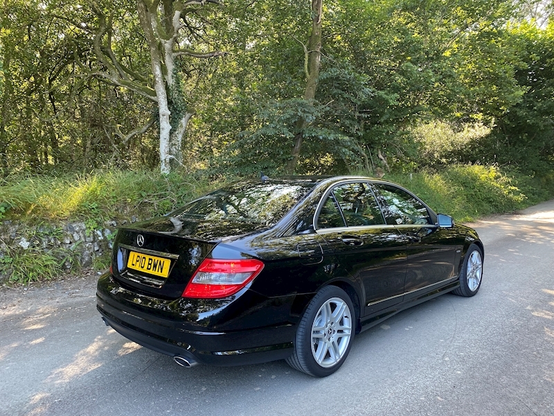 Mercedes-Benz 3.0 C350 CDI BlueEFFICIENCY Sport Saloon 4dr Diesel Automatic (174 g/km, 231 bhp)
