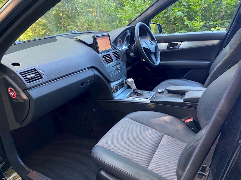 Mercedes-Benz 3.0 C350 CDI BlueEFFICIENCY Sport Saloon 4dr Diesel Automatic (174 g/km, 231 bhp)