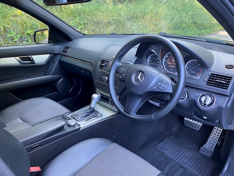 Mercedes-Benz 3.0 C350 CDI BlueEFFICIENCY Sport Saloon 4dr Diesel Automatic (174 g/km, 231 bhp)