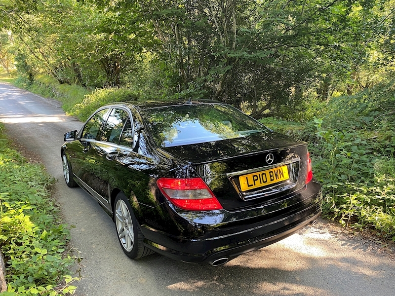 Mercedes-Benz 3.0 C350 CDI BlueEFFICIENCY Sport Saloon 4dr Diesel Automatic (174 g/km, 231 bhp)