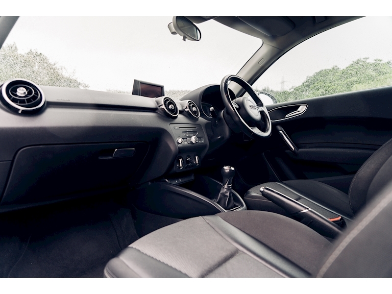 Audi A1 Tfsi Sport Hatchback 1.4 Manual Petrol