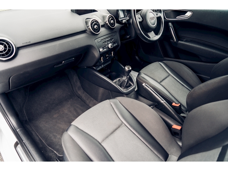 Audi A1 Tfsi Sport Hatchback 1.4 Manual Petrol