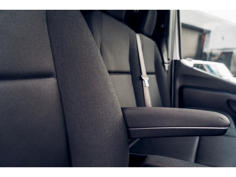 Mercedes-Benz 3.0 319 CDi V6 Panel Van 5dr Diesel RWD L3 H2 EU6 (s/s) (190 ps)