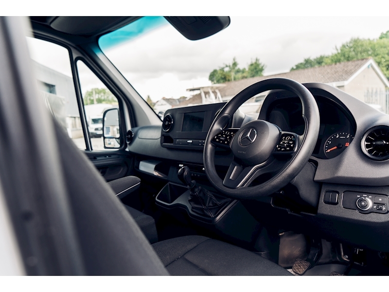 Mercedes-Benz 3.0 319 CDi V6 Panel Van 5dr Diesel RWD L3 H2 EU6 (s/s) (190 ps)