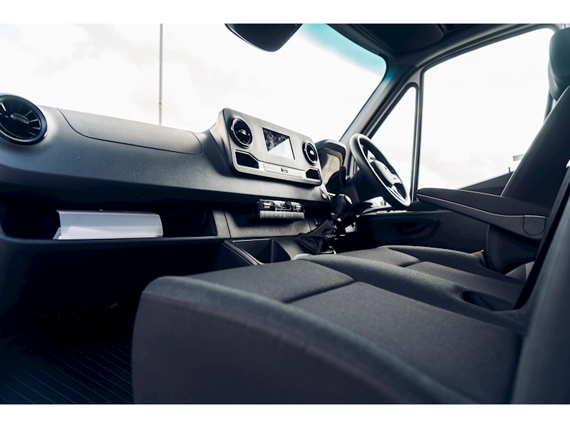 Mercedes-Benz 3.0 319 CDi V6 Panel Van 5dr Diesel RWD L3 H2 EU6 (s/s) (190 ps)