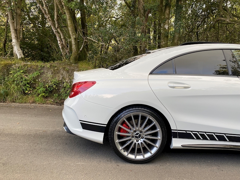 Mercedes-Benz 2.0 CLA45 AMG Coupe 4dr Petrol Speedshift DCT 4MATIC (165 g/km, 360 bhp)