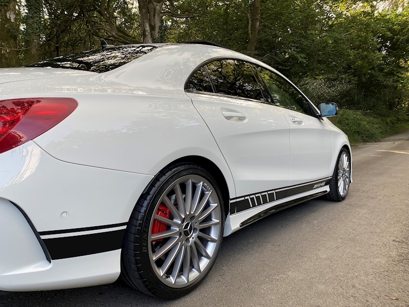 Mercedes-Benz 2.0 CLA45 AMG Coupe 4dr Petrol Speedshift DCT 4MATIC (165 g/km, 360 bhp)