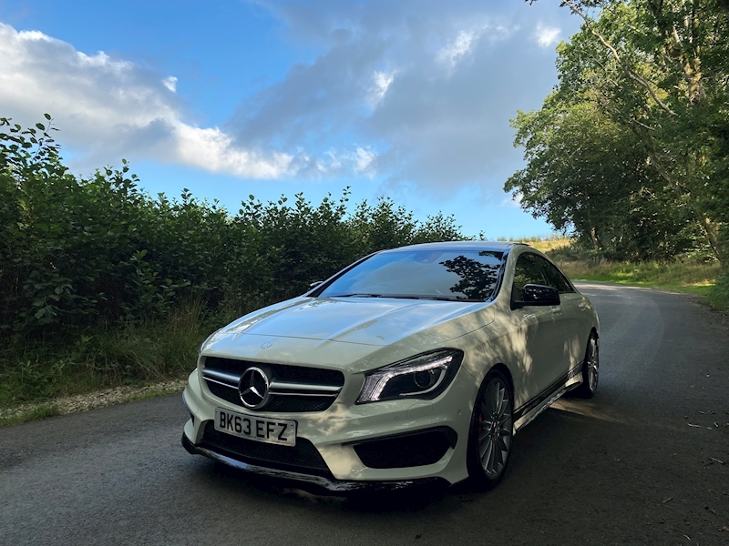 Mercedes-Benz 2.0 CLA45 AMG Coupe 4dr Petrol Speedshift DCT 4MATIC (165 g/km, 360 bhp)
