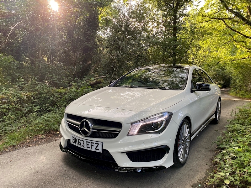 Mercedes-Benz 2.0 CLA45 AMG Coupe 4dr Petrol Speedshift DCT 4MATIC (165 g/km, 360 bhp)