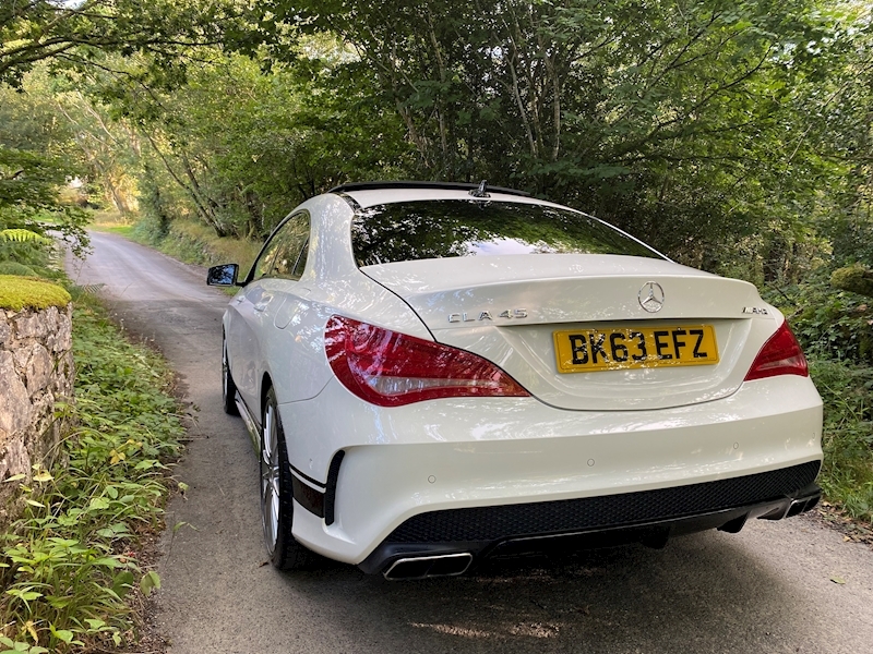Mercedes-Benz 2.0 CLA45 AMG Coupe 4dr Petrol Speedshift DCT 4MATIC (165 g/km, 360 bhp)
