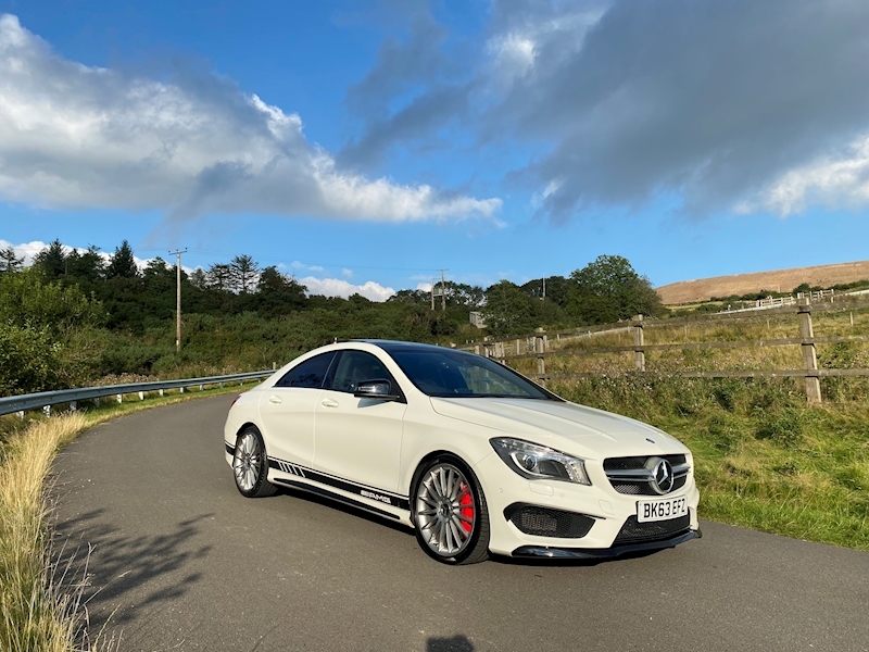 Mercedes-Benz 2.0 CLA45 AMG Coupe 4dr Petrol Speedshift DCT 4MATIC (165 g/km, 360 bhp)