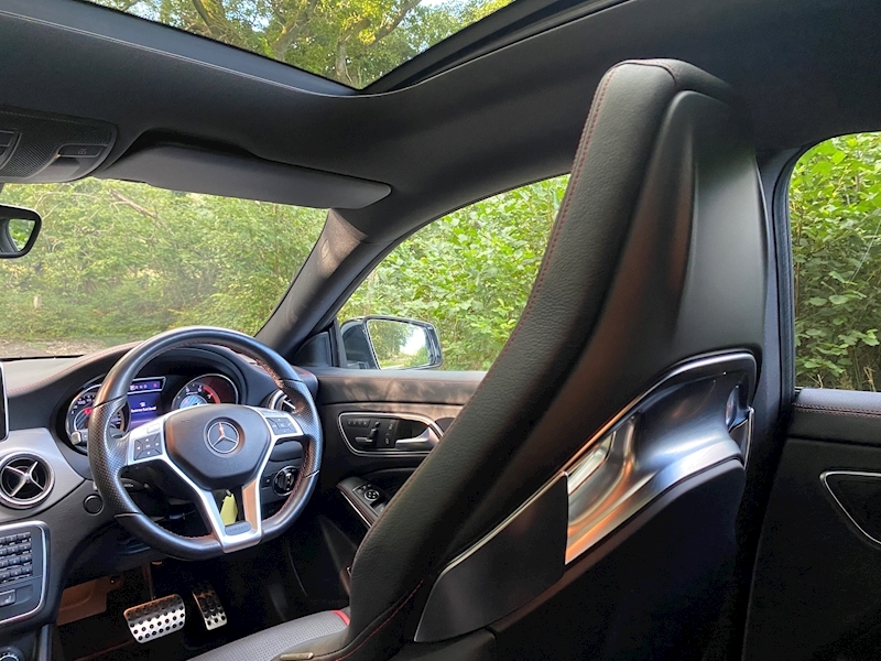 Mercedes-Benz 2.0 CLA45 AMG Coupe 4dr Petrol Speedshift DCT 4MATIC (165 g/km, 360 bhp)