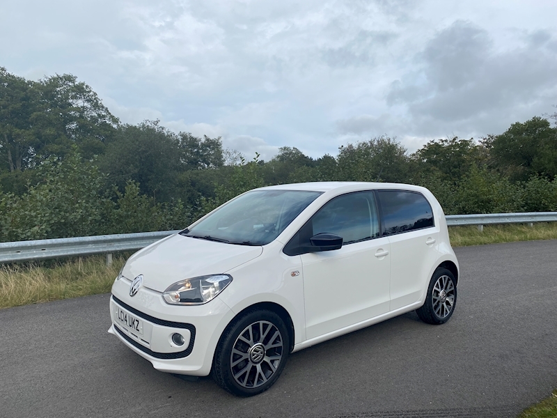 Volkswagen 1.0 Groove up! Hatchback 5dr Petrol Manual (108 g/km, 74 bhp)