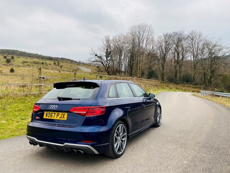 Audi 2.0 TFSI Sportback 5dr Petrol S Tronic quattro (s/s) (310 ps)