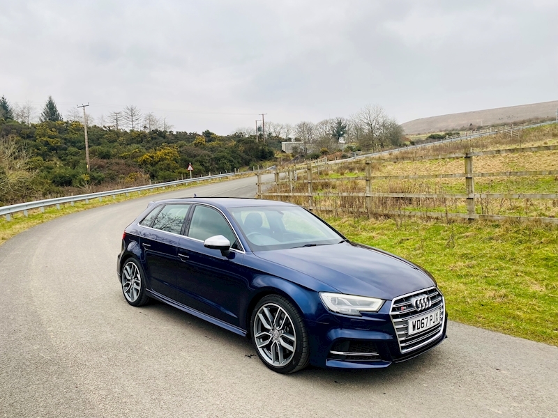 Audi 2.0 TFSI Sportback 5dr Petrol S Tronic quattro (s/s) (310 ps)