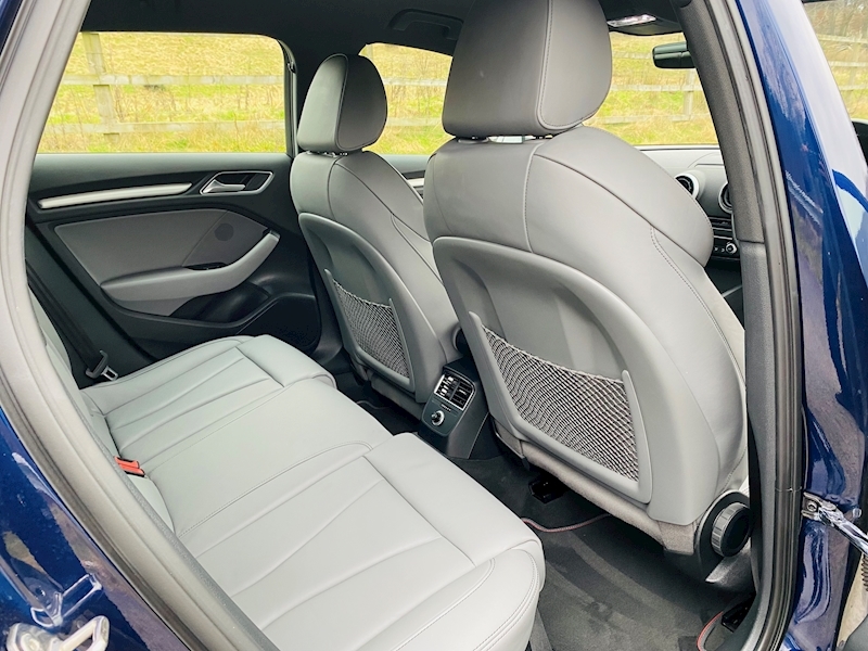 Audi 2.0 TFSI Sportback 5dr Petrol S Tronic quattro (s/s) (310 ps)