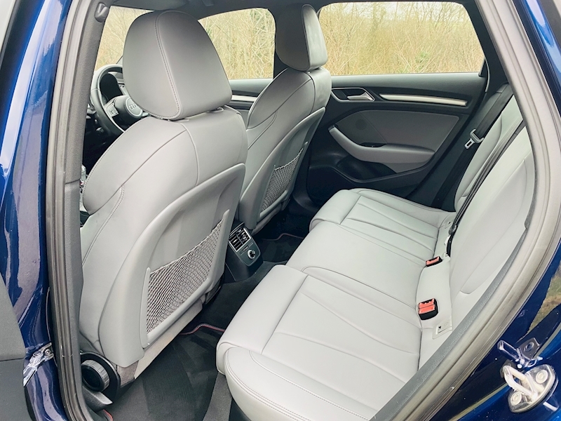 Audi 2.0 TFSI Sportback 5dr Petrol S Tronic quattro (s/s) (310 ps)