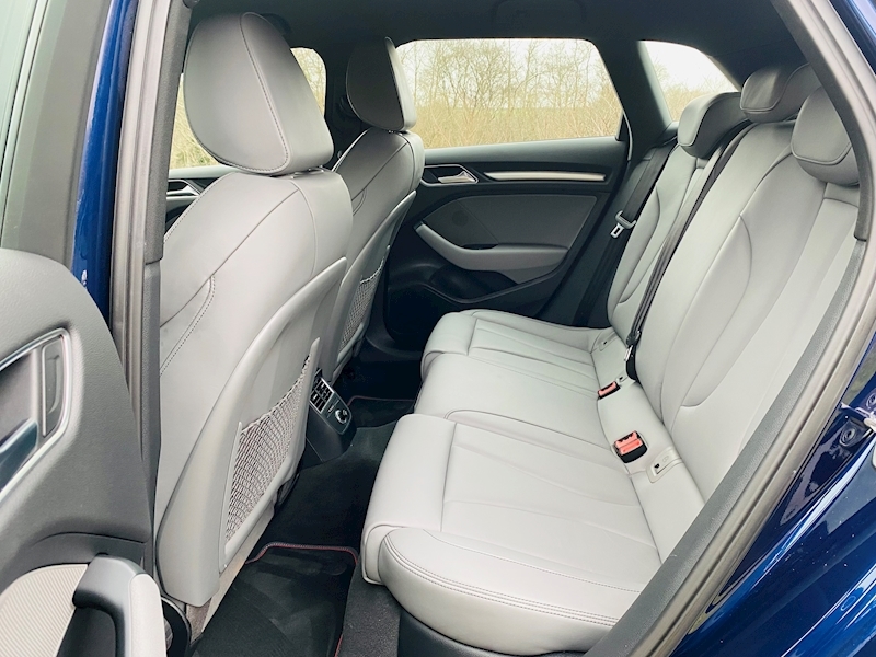 Audi 2.0 TFSI Sportback 5dr Petrol S Tronic quattro (s/s) (310 ps)