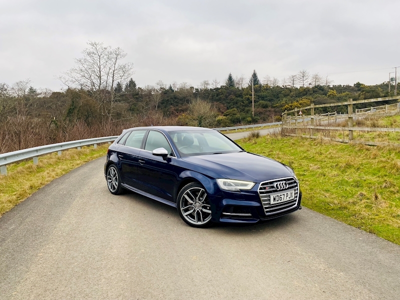 Audi 2.0 TFSI Sportback 5dr Petrol S Tronic quattro (s/s) (310 ps)