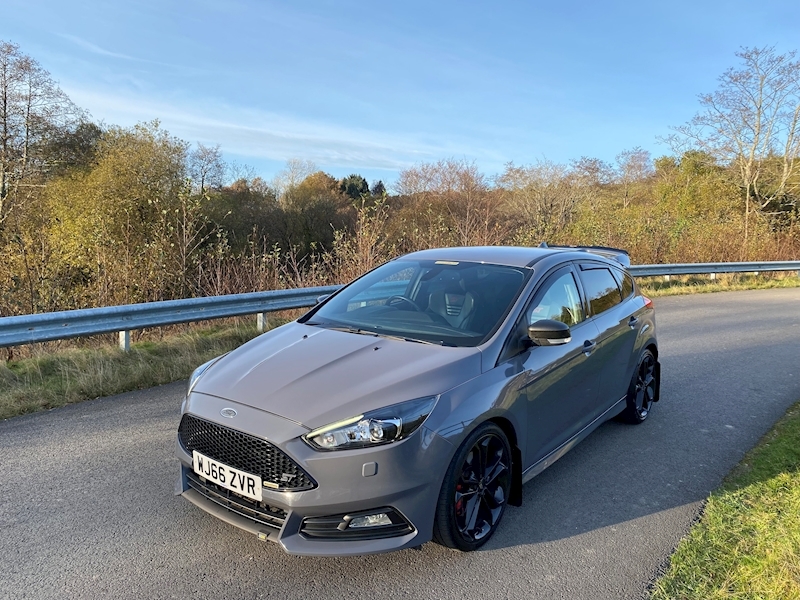 Ford 2.0T EcoBoost ST-3 Hatchback 5dr Petrol (s/s) (250 ps)