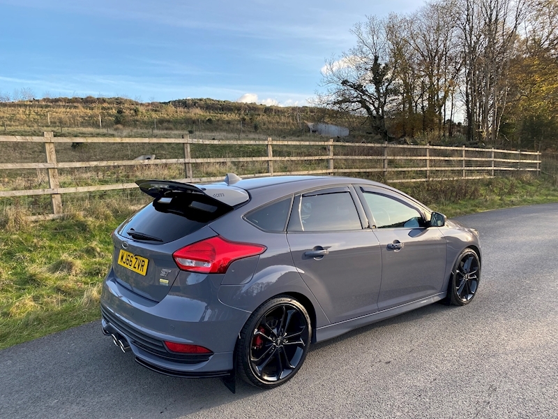 Ford 2.0T EcoBoost ST-3 Hatchback 5dr Petrol (s/s) (250 ps)