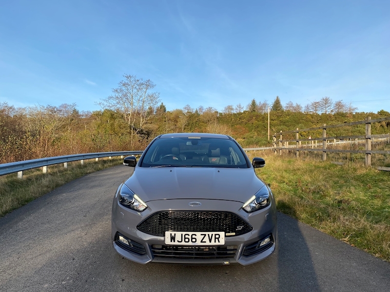 Ford 2.0T EcoBoost ST-3 Hatchback 5dr Petrol (s/s) (250 ps)