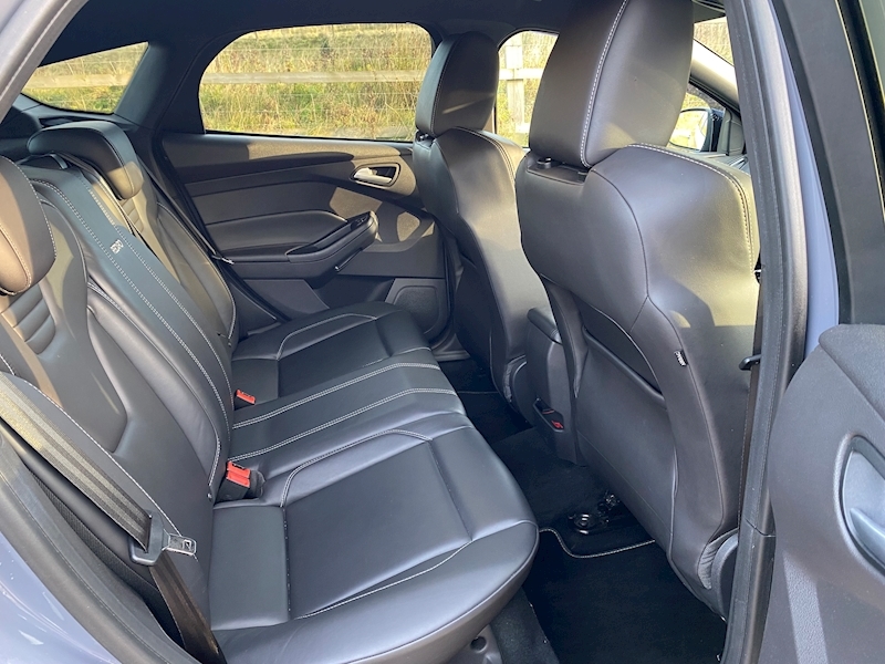 Ford 2.0T EcoBoost ST-3 Hatchback 5dr Petrol (s/s) (250 ps)